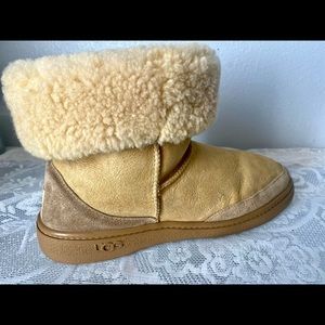 ✨UGG✨Women’s Suede Shearling Sheepskin Boots SZ11M